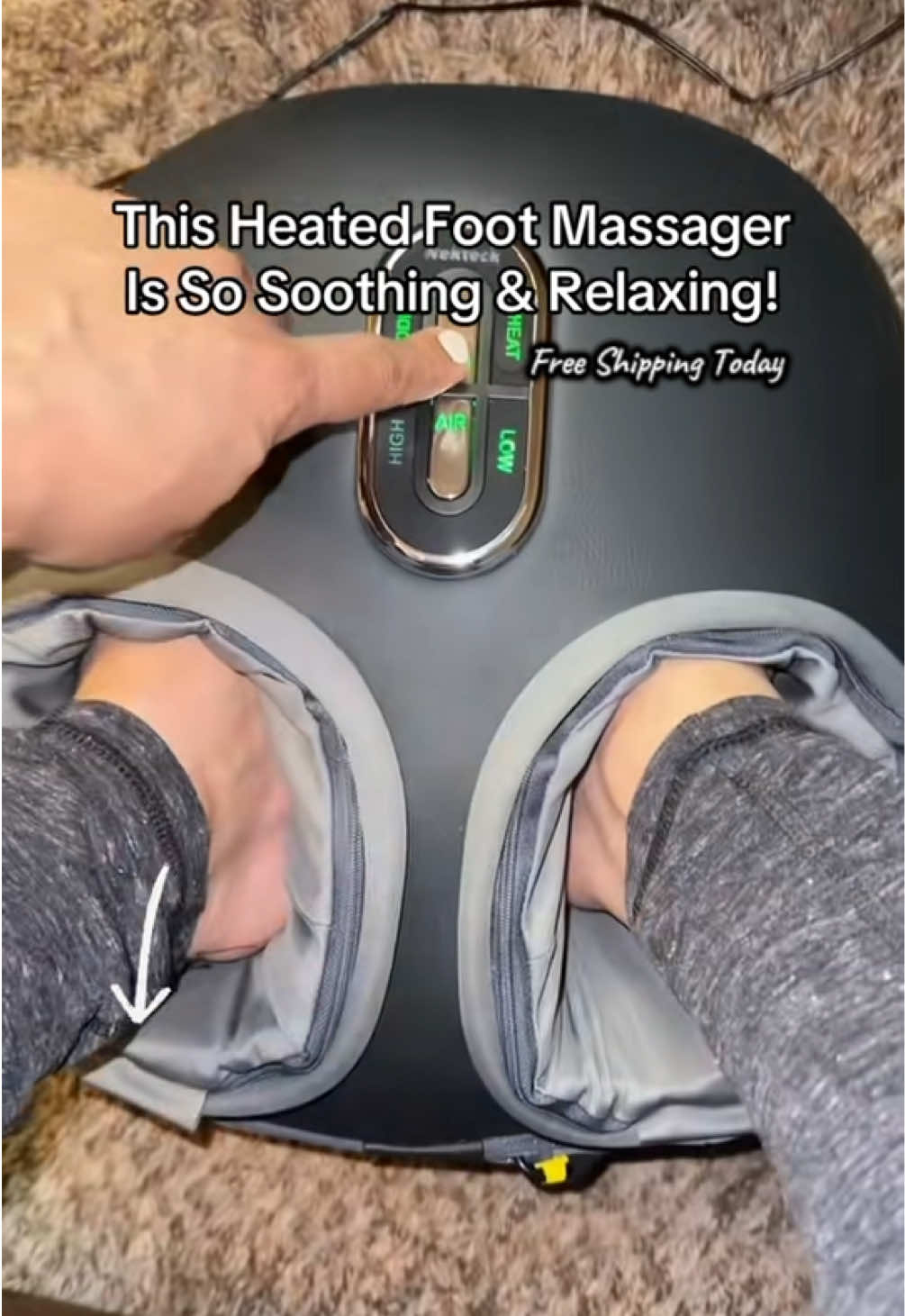 I’m in love with this heated foot massager. #heaven #heatedfootmassager #heatedmassage #footmassage #massagers #heatedmassager #footmassager #heatedmassagers #massage #massagetherapy #tiktokshop #tiktokshopsummerturnup #tiktokshopspringglowup #dealsforyoudays #tiktokshopspringsale2025 #dealsforyoudays #ifyouknowyouknow 