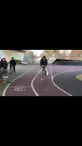 #korean #fixedgearkorea #fixedgearphilippines #fixie #fixiegear #픽시자전거 #고정기어 #자전거 #결정된 #ilovetiktok #픽스드기어코리아 