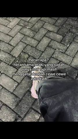 ingat istrimu om🫵🏻🤣 #fyp #katakata #lelakigatal #4u #xybca #fypviralシ゚viral #fypforyoupage #xcyzba #fypage #fyppppppppppppppppppppppp 