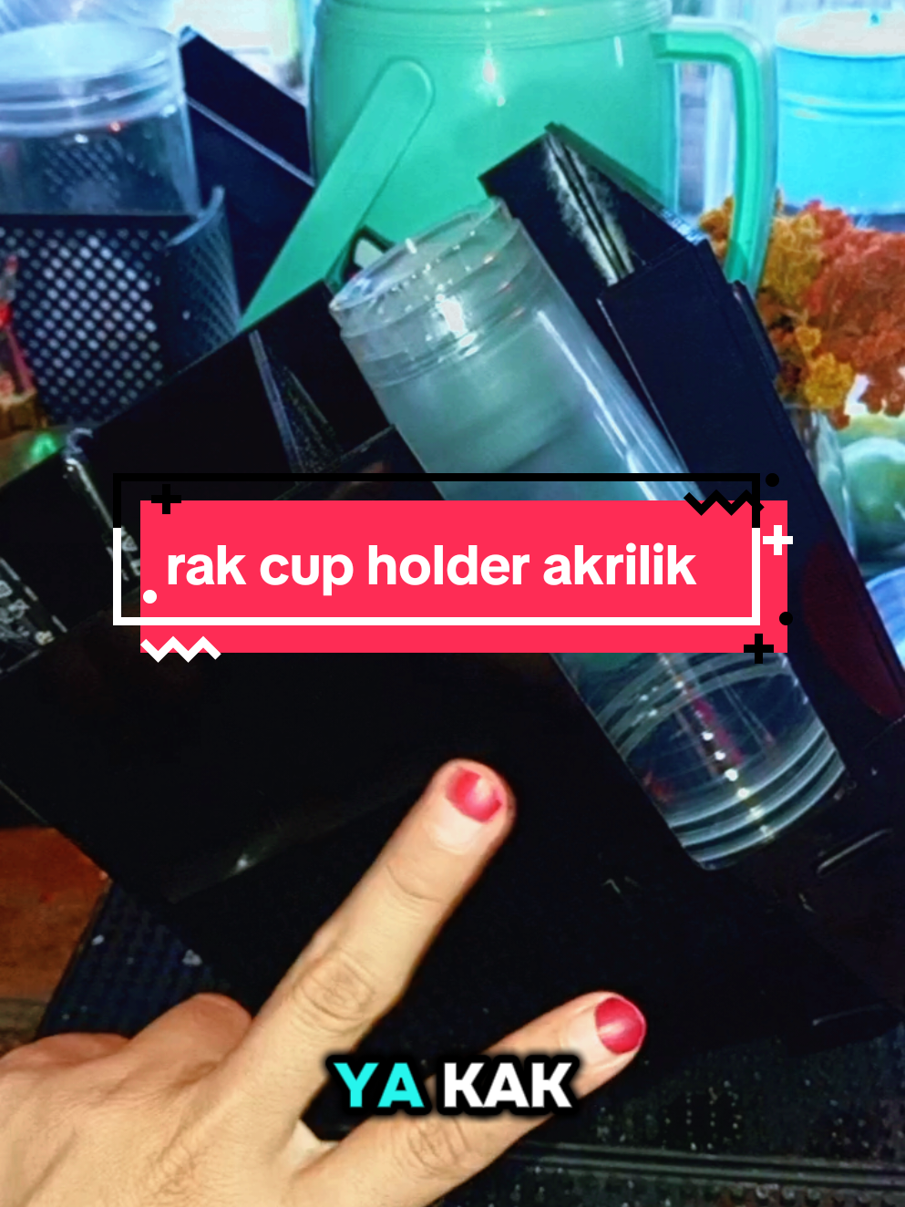 Membalas @adli7883  rak cup holder akrilik  rak untuk tempat cup agar rapi. #rakcupholder #rakcupakrilik #rakcaupdansedotan #jualanes #estehjumboterasummah #cuantanpabatas 