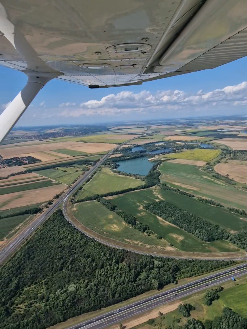 Sorry not sorry 😛 #takasytuacja #lotnictwo #aeroklub #aviator #samolot #cessna172 #lecimy #pasja #przyjemność #widoki #przelot #śmieszne 
