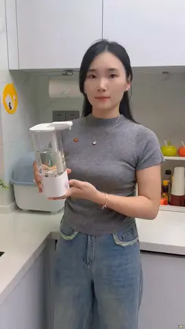 Nhanh hơn mà tiện hơn rất nhiều #review #giadung #giadungtienich #bomnuocruabat 
