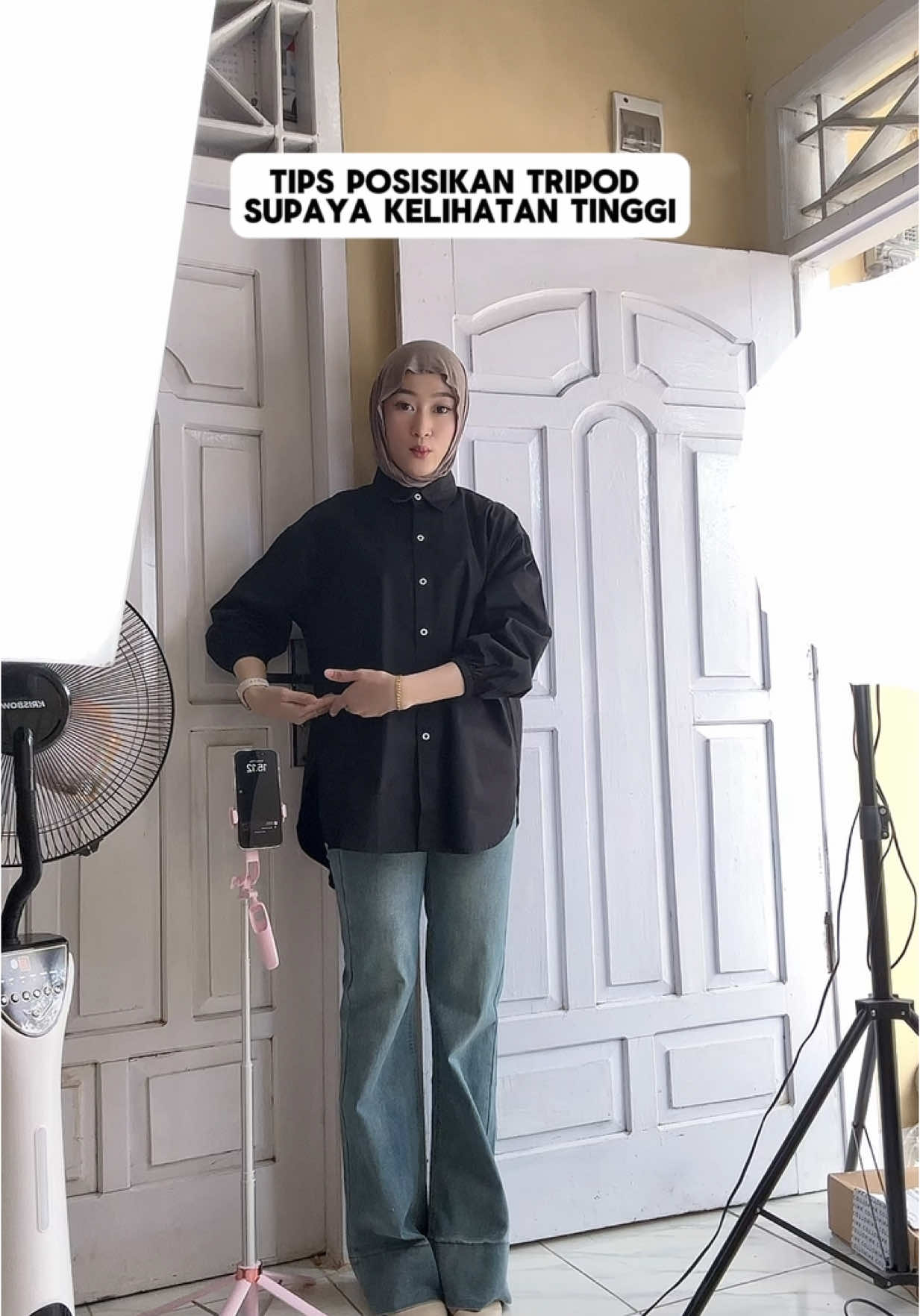 Aku pakai tripod ini💖🫶🏻  #tripod #tripodbluetooth #tripodngonten @MIXIO #mixio #tripodmixio #tripodstand 