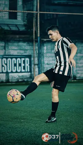 Just tired not giving up 🔥🔥🔥 #minisoccer #balbalan #lelahtapigakkannyerah  #juventusfans⚪⚫ 