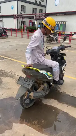 BARI LAGI PKE MODE PESAWAT🤣 @irab.sk_ #iwiphelmkuning #iwiphits #wedabaynikel🇲🇨🎌 #weda #masukberanda 
