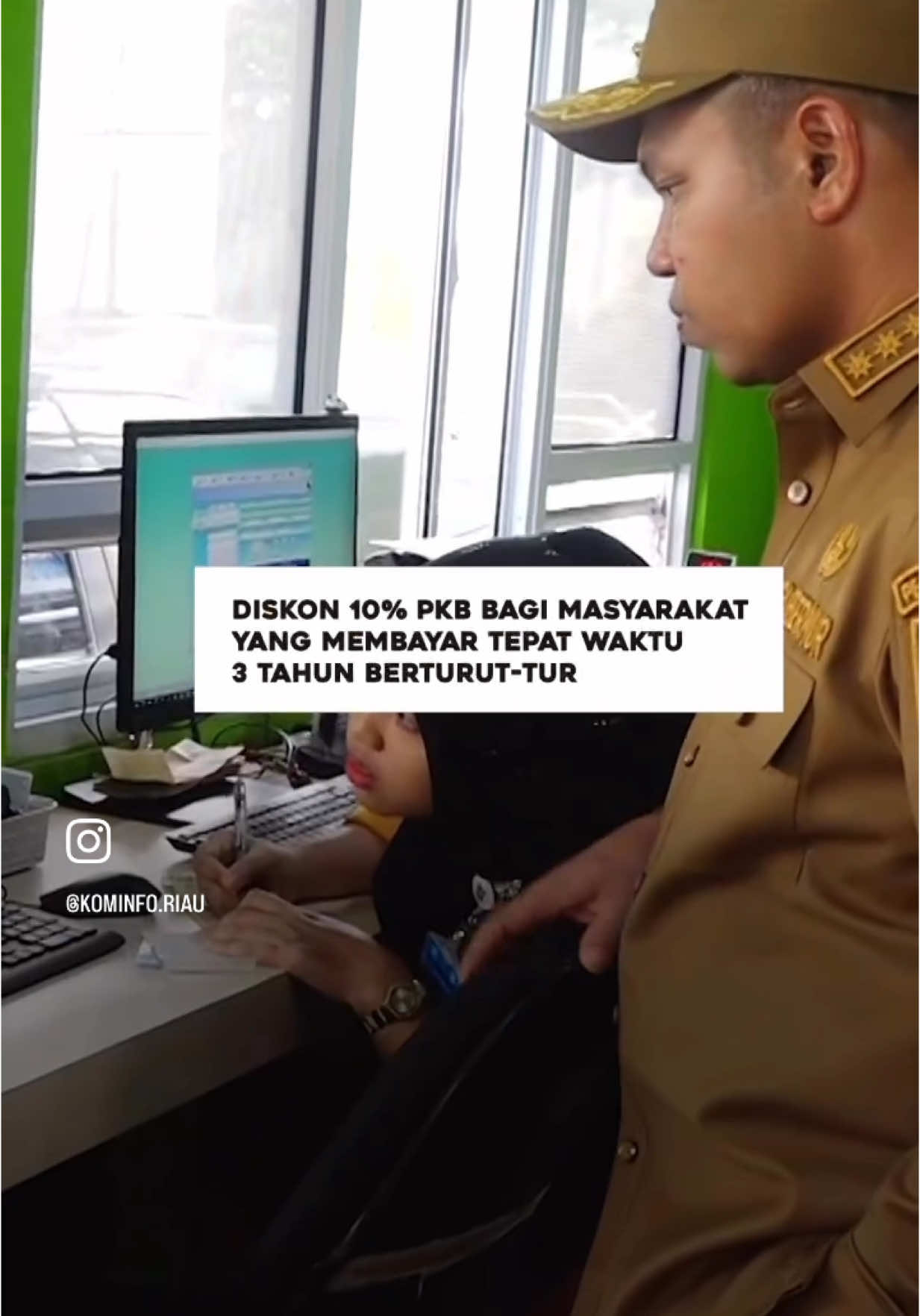 Kabar Gembira dari Pemerintah Provinsi Riau @ABDUL WAHID BERMARWAH untuk masyarakat Riau .  Ijin sharing video bersama Diskominfotik Riau 🙏 #samsatsimpantiga #bapendariau #diskominfotikriau #riaubermarwah #abdulwahid #gubernurriau #riau #penghapusandendapajakkendaraan #pajakkendaraanbermotor #ayobayarpajakkendaraantepatwaktu #samsatdrivethrusimpangtiga #samsatkelilingpekanbaru #pemutihanpajakkendaraanbermotor 