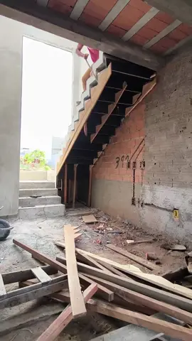 Final de como fazer uma escada plissada #pedreiro #obra #construcaocivil #escada 
