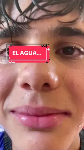 Creo que me he pasado hechando le agua en el pelo 😂💈🙌 #barberia #humor #peinado #peluqueria 