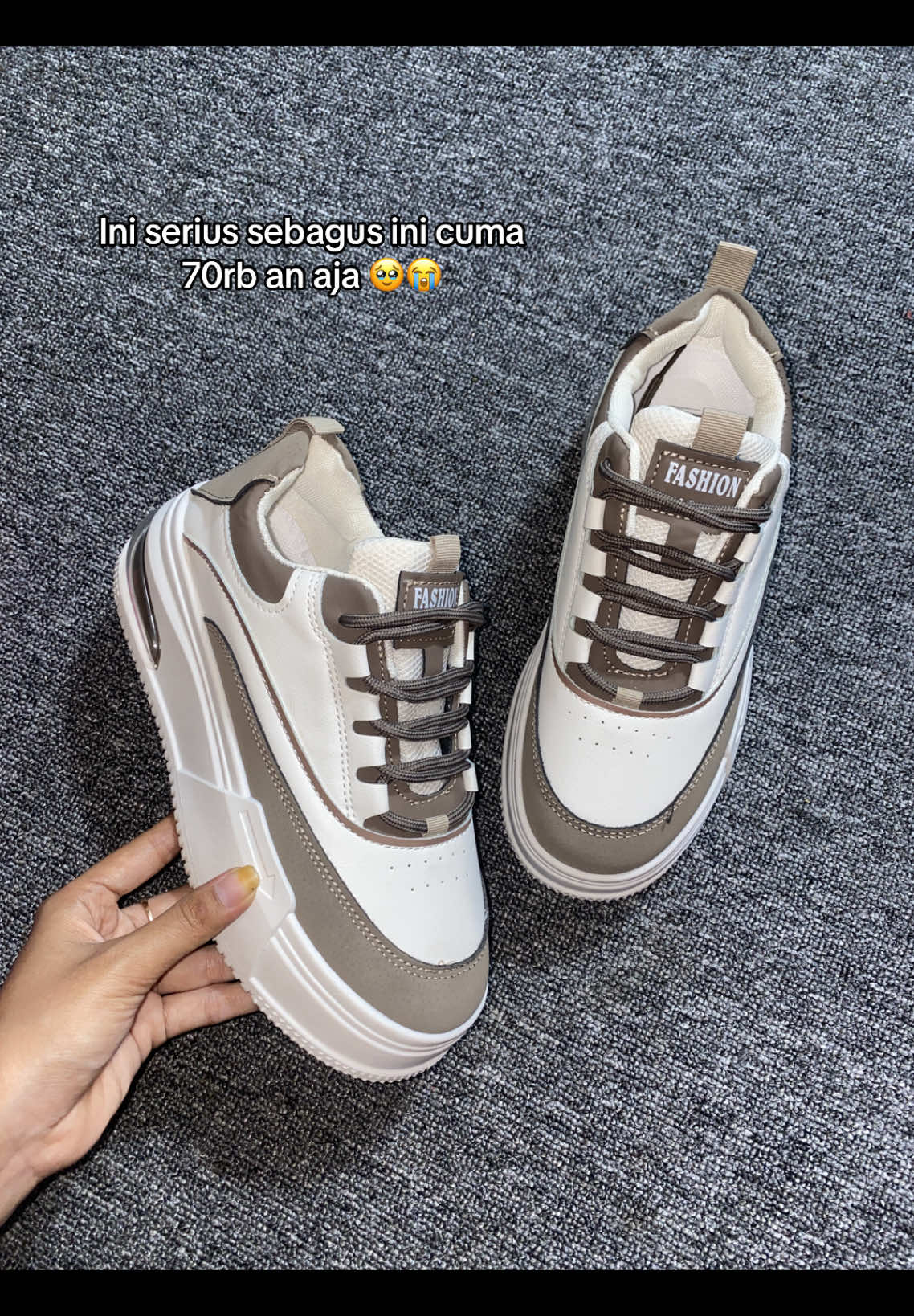 Fiks kalian ga bakalan rugi karna emang sebagussss iniiii 🥹😭#sneakers #sepatusekolah #sepatuwanita 