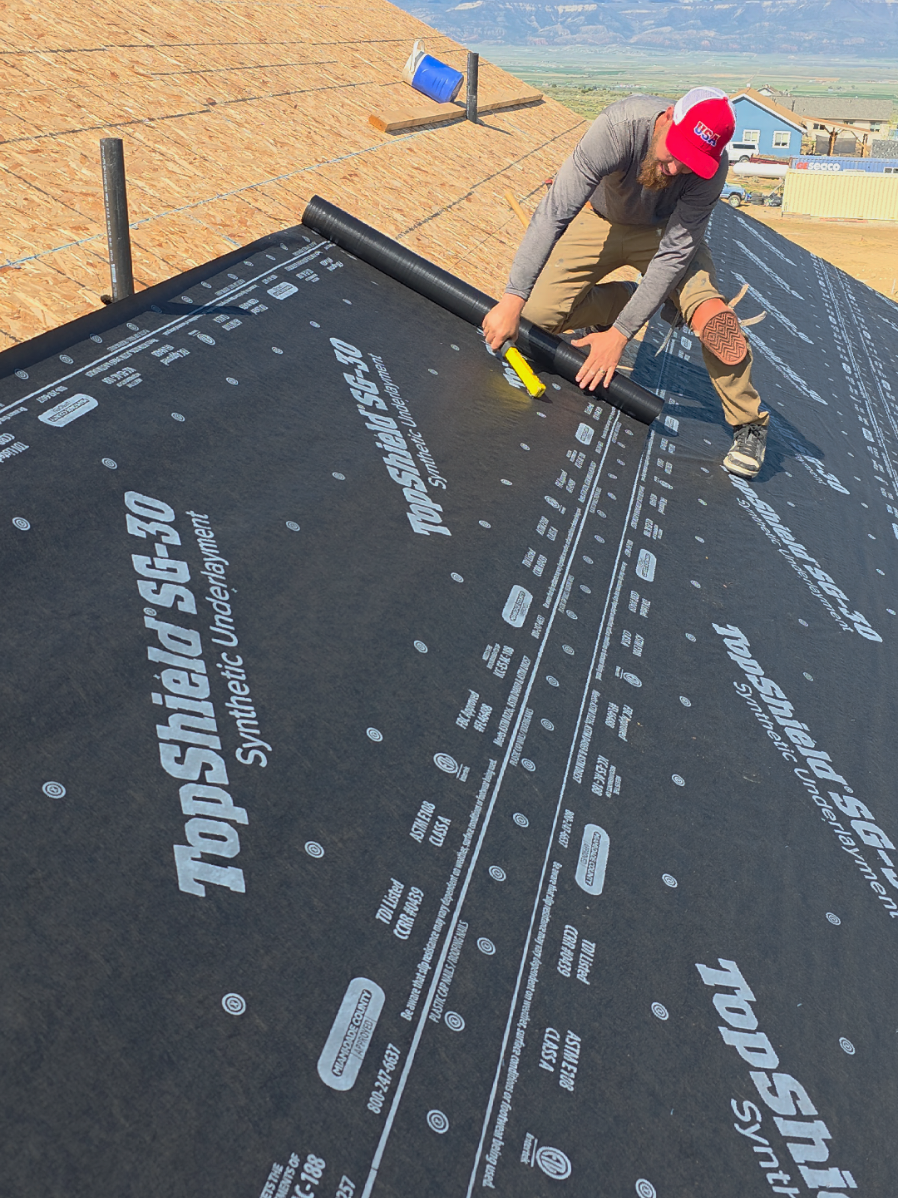 how to dryin like a pro  #roofing #roofer #ruferos #satisfying #fyp #foryou #fastestroofer #construction #shingles #asmr #bestroofer #viral #roofersoftiktok 