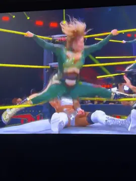 #WWE #nxt #tnawrestling #wrestletok #wwetiktok #prowrestling #stlouismo #nikkialyons #womenswrestling 