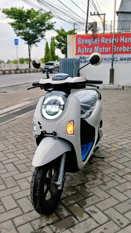 Mau punya motor Honda tapi takut ribet kreditnya?🤩 Tenang, di sini prosesnya super gampang, bisa dari rumah aja! Scoopy DP 700 bisa pilih tipe sesuai kebutuhan! Langsung hubungi aku ya, siap bantu sampai motor nyampe rumah!