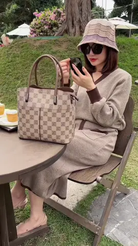 Restock! Finally! 2 straps 😎🤩#outdoorfun #spring #bags #purse #shopvideocarnival #tiktokmademebuyit #tiktokshopfinds #outfitinspo #prom #springfashion #ootdinspo 