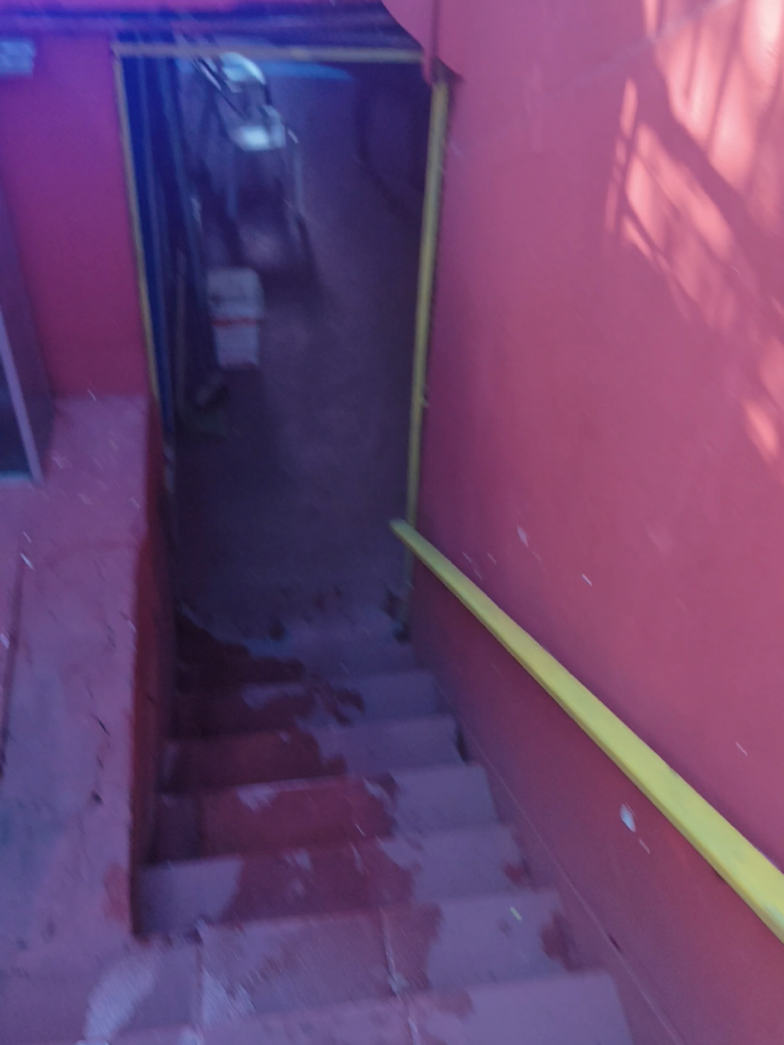 A Passagem Subterrânea da Calçada ainda existe.  olha a prova aí.  vídeo feito no dia 25/05/2025 #salvador #bahia #nordeste #brasil #axe #claudialeitte #ivetesangalo #nostalgia #historia #baea #ecbahia #ecvitoria #ivete 