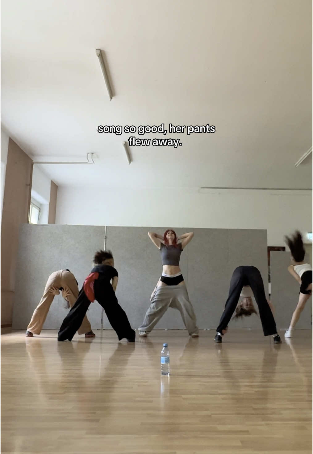 FAKE BODY.  be careful, hold your pants🫵🏻‼️#coverdance #dance #cover #katseye #gnarly #fyp #fyppage #coverdancegermany #dancecover @KATSEYE 