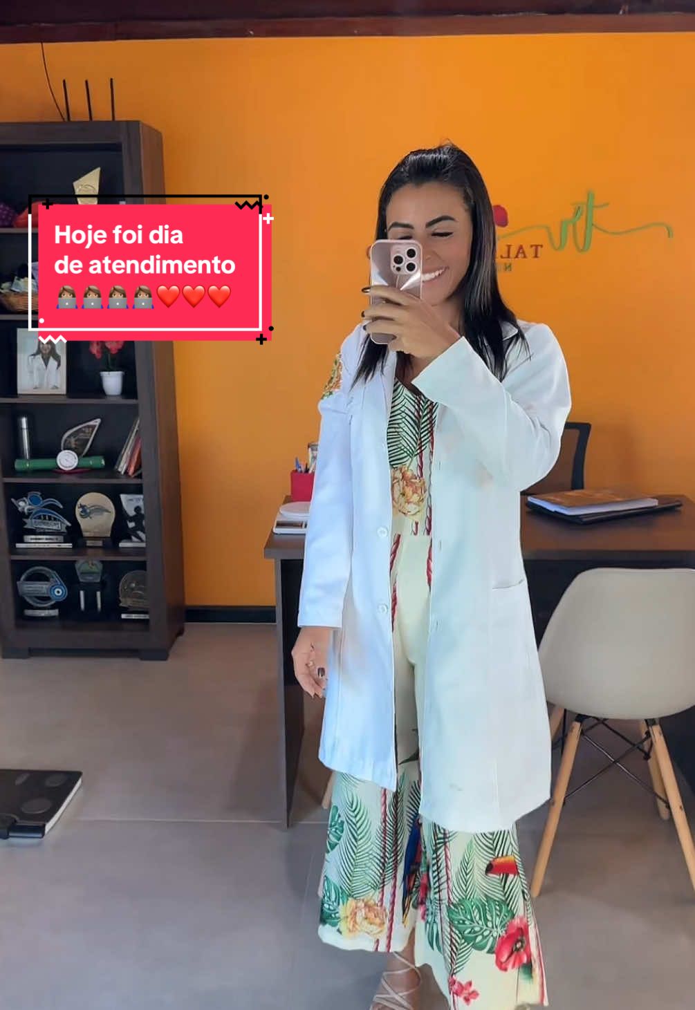 Modo nutricionista 👩🏽‍💻❤️ #nutricionista #morena #linda #foryoupage #explore #fyp #bomdia 