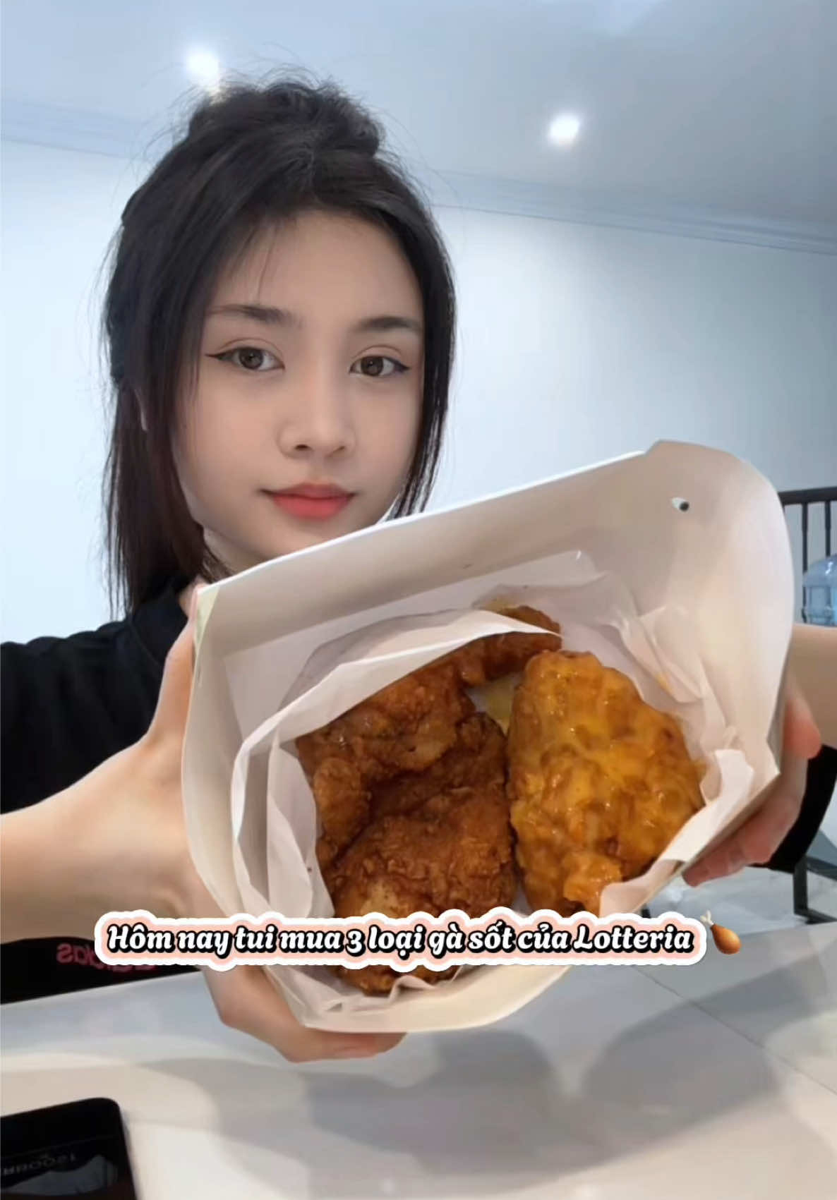 Mãi iu gà sốt phô mai của Lotteria 🍗 #mukbang #homnayangi #ancungtiktok #eatwithme #LearnOnTikTok #xuhuong #garan #reviewanngon 