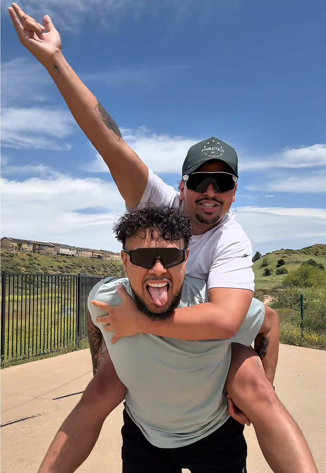 Racing my husband to see who is faster🏃🏽‍♂️💨 #fyp @Rubenhndzv 