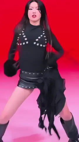 — #YOONCHAE fancam preta 🖤 || 「 ȶags : #wontem #fancam #yoonchae #katseye #contamoot #fyp 」