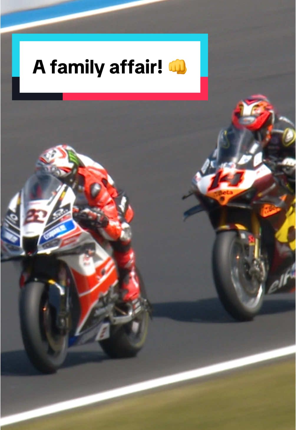 It’s a family affair! 👊 The Lowes twins went wheel-to-wheel in Race 1, battling it out for P4 🤺 #CzechWorldSBK🇨🇿 #WorldSBK #motorcycle #Motorsport #racing   #sportsontiktok  