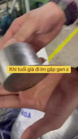 Lạc quan vs đám gen z#xuhuongtiktok #haihuocvuinhon #muonlenxuhuong 