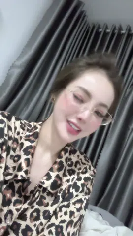 Tui tự ti với cái trán tui quá 🫠
