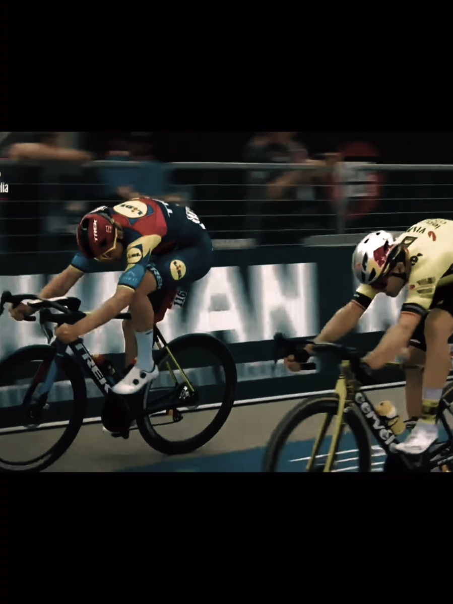 Wout🤟 #woutvanaert #wva #wout #woutgoat #cycling #cyclisme #cyclismeroute #goat #pourtoi #pourtoi #sport #like #cyclingtiktok #fyp #velo #viral #edit #2025 