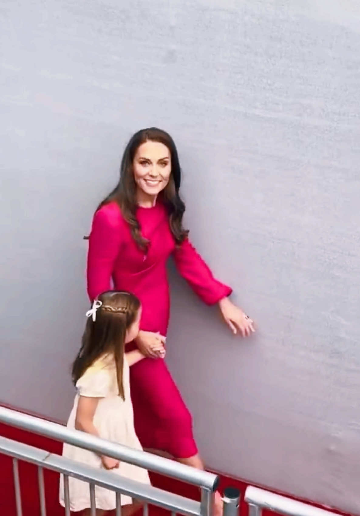 #britishroyalfamily #princessofwales #princesscharlotte #princesscharlotteofwales #katemiddleton #royalfamily #motherdaughter 