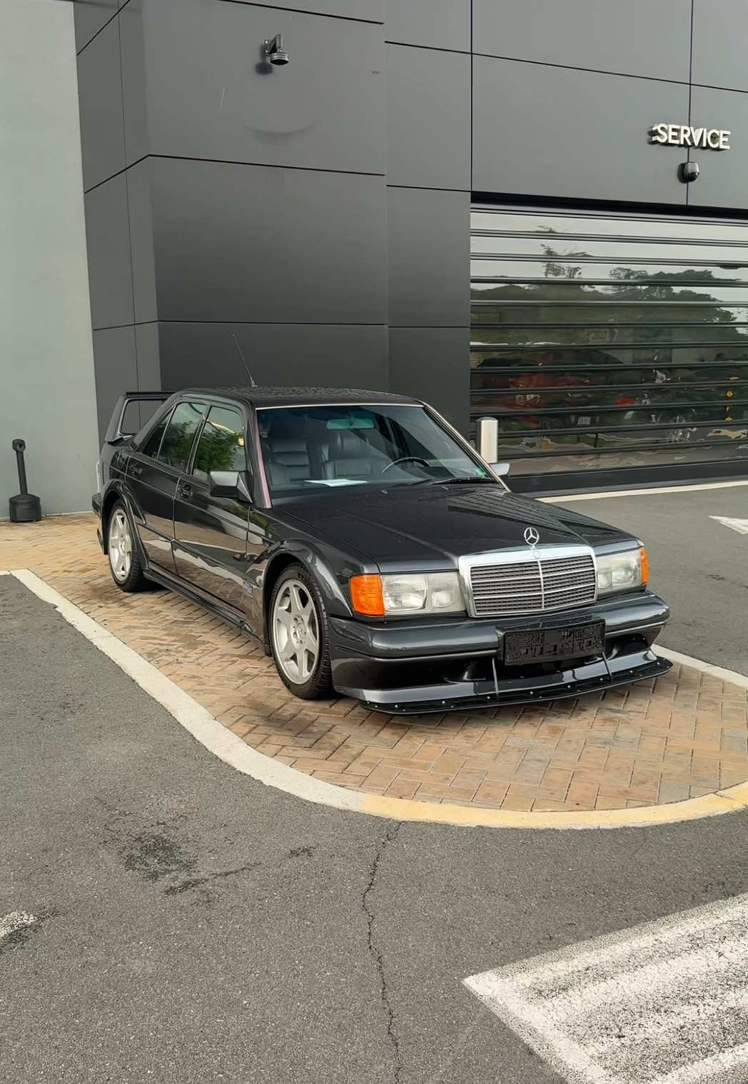 timeless // #mercedes190e #mercedesbenz #mercedes #benz #190e #w201 #car #carvideo #caredit #cartok 
