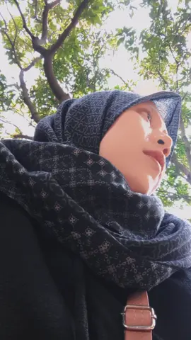 #CapCut pergilah jika dia memang yang terbaik menurutmu😌🥀#fypシ゚viral #fypシ 