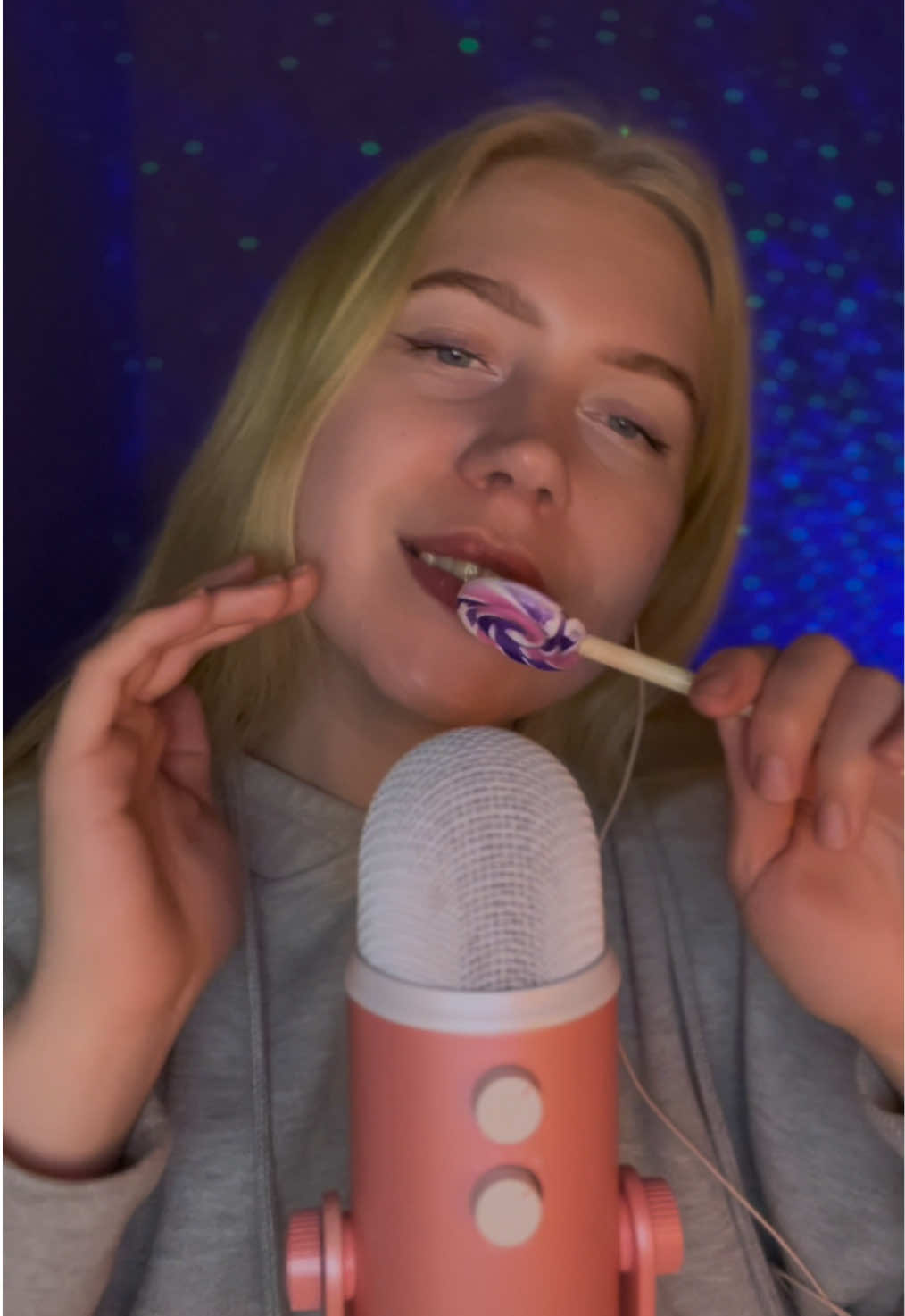YouTube: Minuha ASMR  #asmrminuha #minuha #asmr #asmrsounds #asmrtriggers #mouthsounds #asmrlollipop 