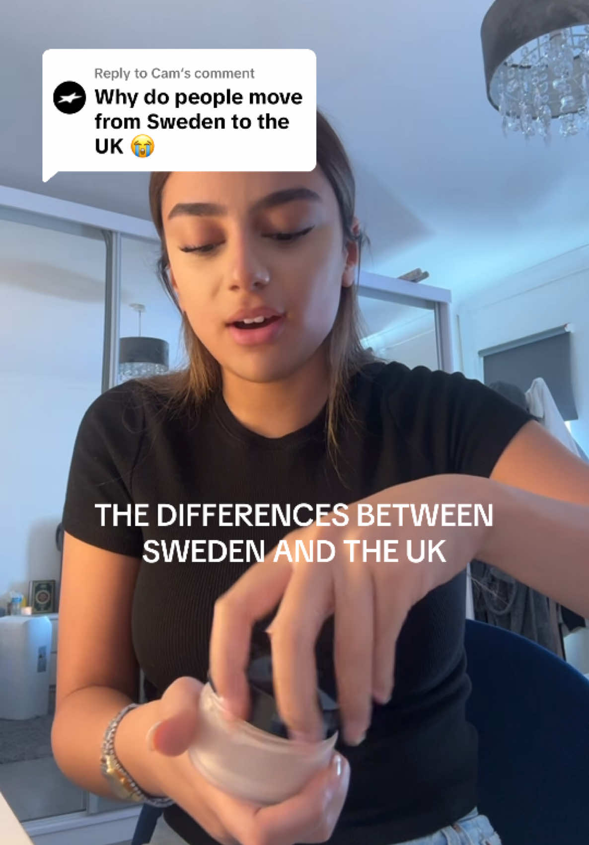 Replying to @Cam I only remember my history teacher being there for me & he’s the reason I support Arsenal now😝 #storytime #sweden #uk #dayinthelife #diffrences 