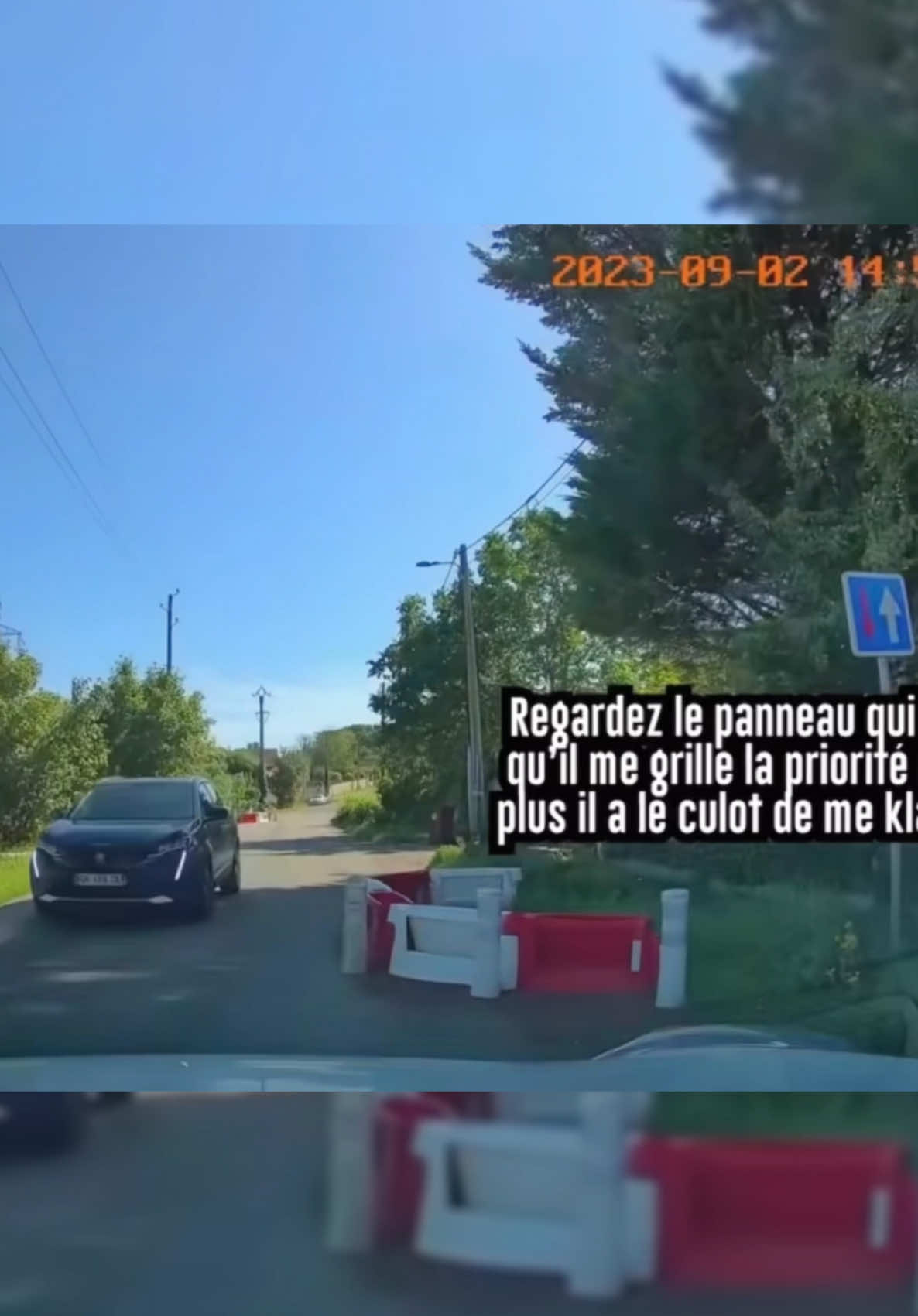 Du mal à lire les panneaux…#dashcam 