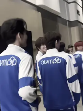 คืองี้นะ หนูรักพี่ ( #auautnp #OLYMPOP )