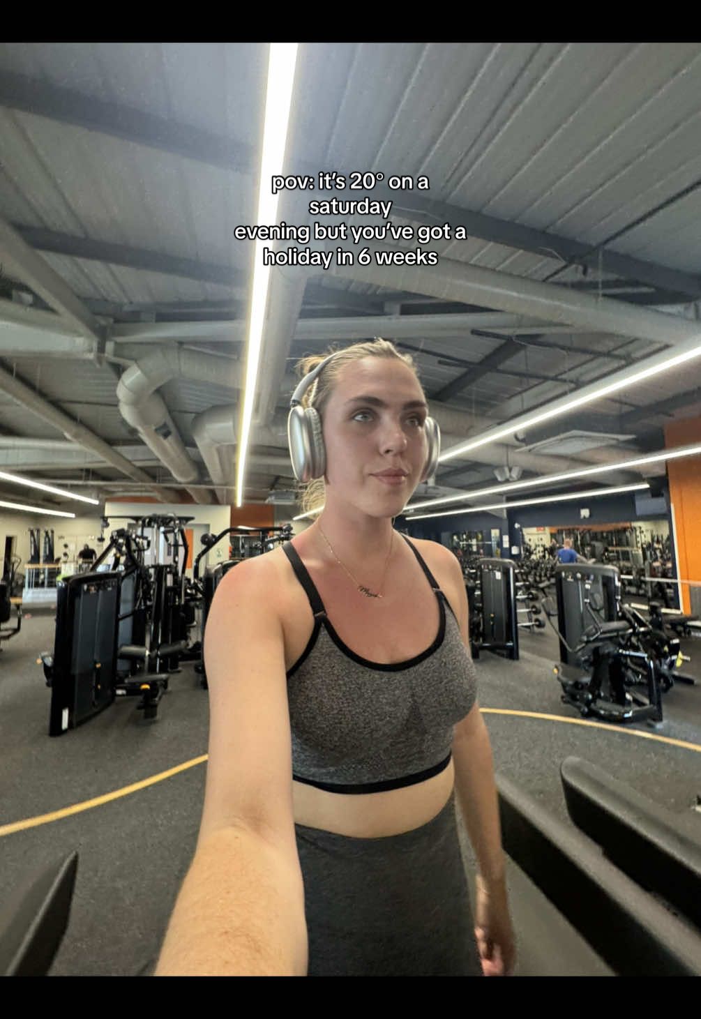 saturday evenings in the gym rather than the beer garden… #hotgirlsummer #weightlossjouney #6weekshred #summershred #pov 