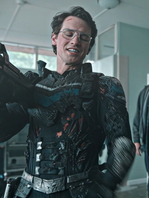 O Vigilante é o personagem mais louco das séries? | #vigilante #vigilanteedit #adrianchase #chase #chaseatlantic #peacemaker #peacemakershow #pacificador #series #hbomax #dccomics #edit 