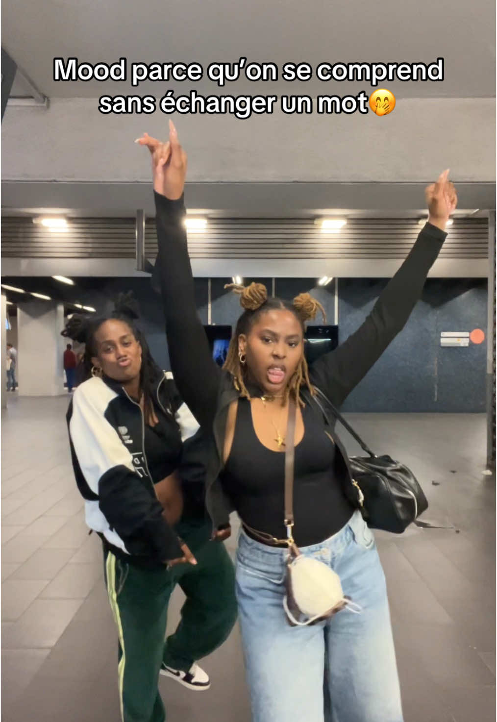Même pas besoin de se regarder on sait déjà 🤣🤣@_.meedy 