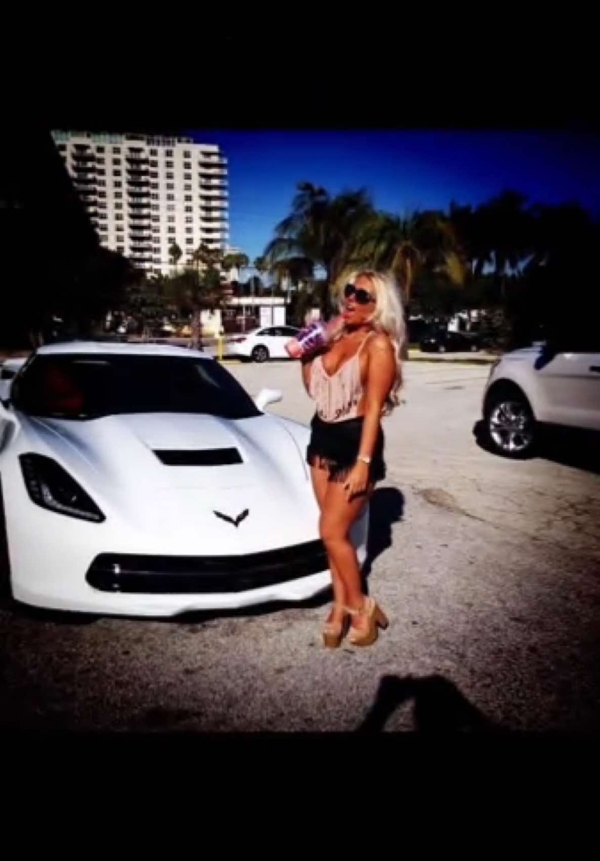 Ohh I miss Miami Days 🇺🇸 The World is now my oyster 🫶🏼