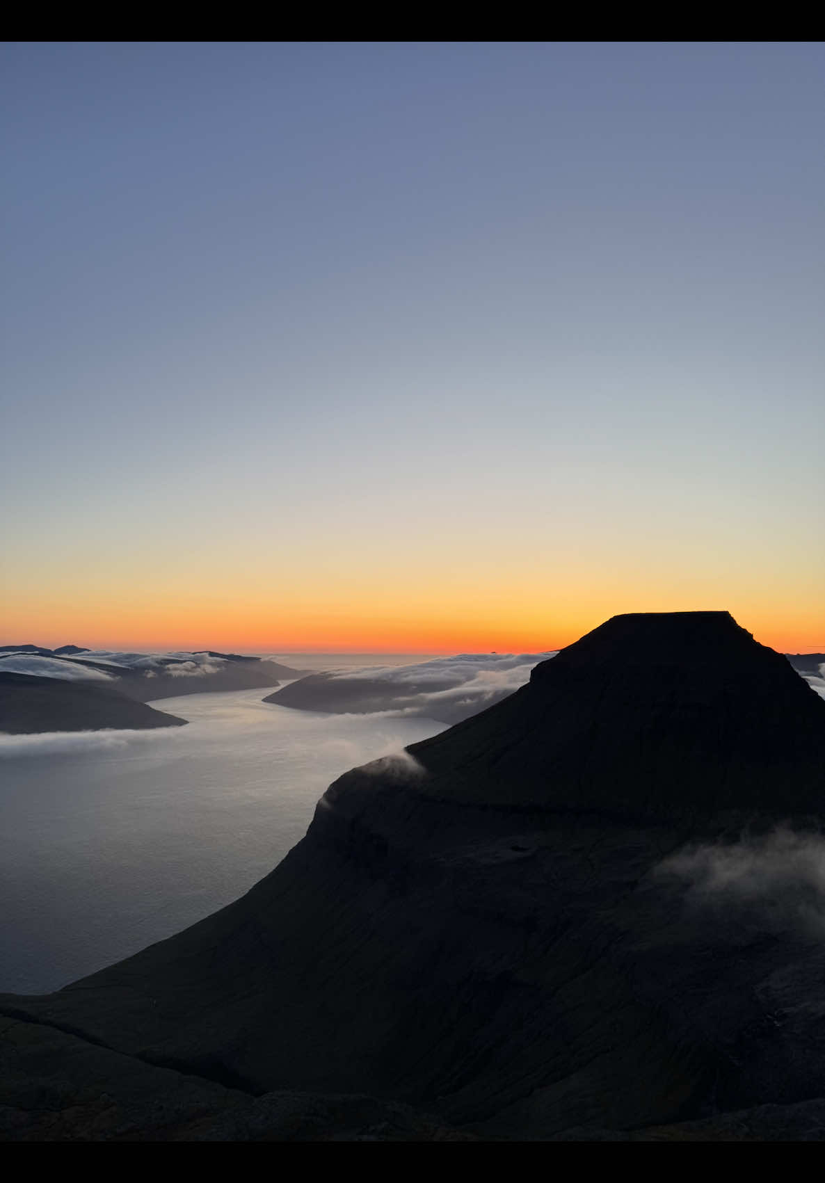 A sun set on a clear night in the Faroe Islands is unbelievable    #fareoislands #travel #cold #living #sunset #beautifuldestinations #stunning #mountain