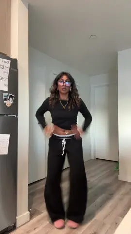 no panties 🤓                                  #CapCut #2019 #fettywap #fyp #desi #makeup #blowthisupforme #trending #Imao #fypシ #pourtoi #draft #outfit #virał #dance 