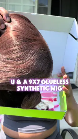 For my first synthetic wig I’m impressed ‼️ @U&A HAIR SHOP #gluelesswig#TikTokShop#lacefrontwig#wighair#syntheticwig #wiginfluencer#frontalwig#foryou #longhair#hairstylist#lacewigs#humanhairwig#fyp#blackgirltiktok##tiktokshopfallsale#weargowig #beginnerfriendly #uahair9x7gluelesssynthetic ##hairreview#wigreview#hairline #affordablewigs #syntheticwig 