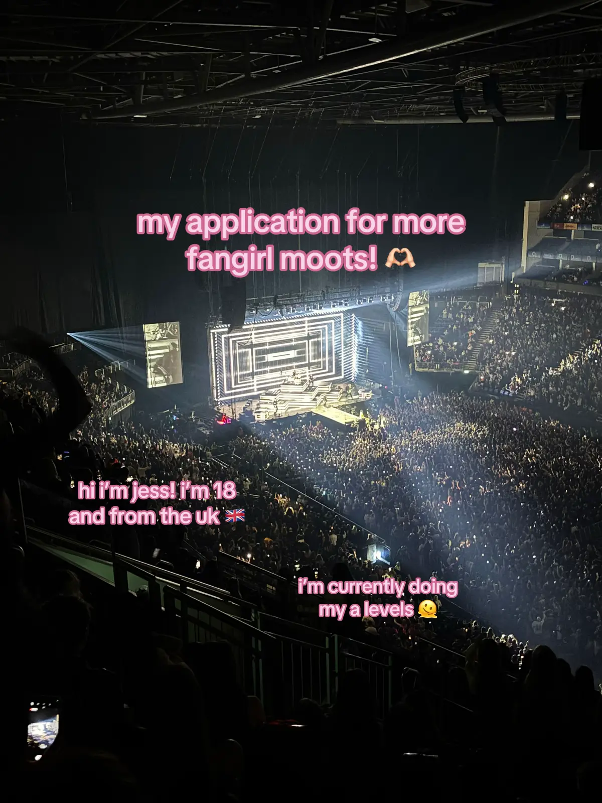 saw this going around again so i thought i’d join in!! #fangirl #moots #sabrinacarpenter #taylorswiftedit #swifties #gracieabrams #chappellroan #devongabriella #tatemcrae #rolemodel #oliviarodrigo #concerts #fyp #fypp #xyzabc 