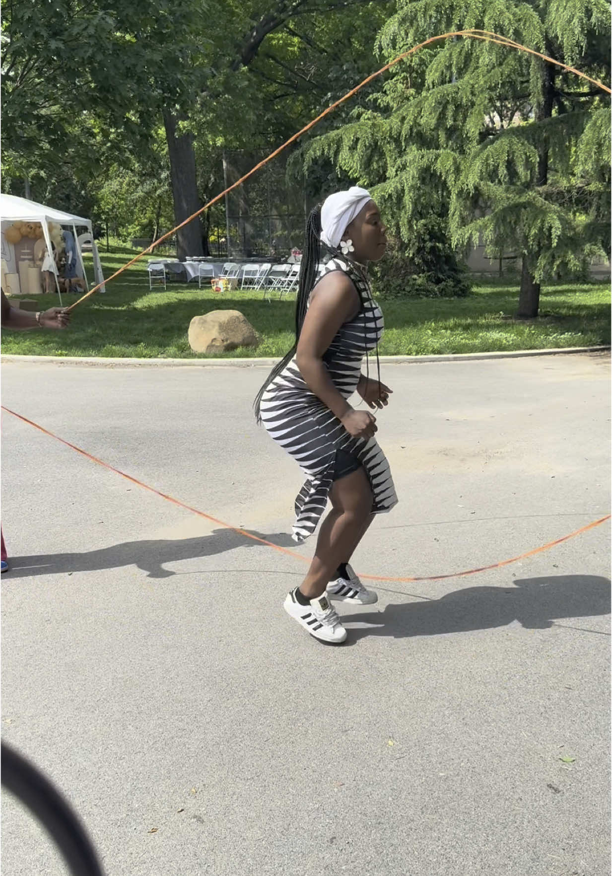 I got my feet on the ground🙌 Jumping per usual💫 Todays meet up with @Showdem Movement Foundation members was awesome🤗 #doubledutch #showdemmovement #nyc 