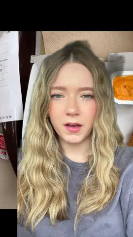 ba da ba ba ba I’m lovin it? #mcdonalds #chickenstrips #mccrispy #greenscreen 