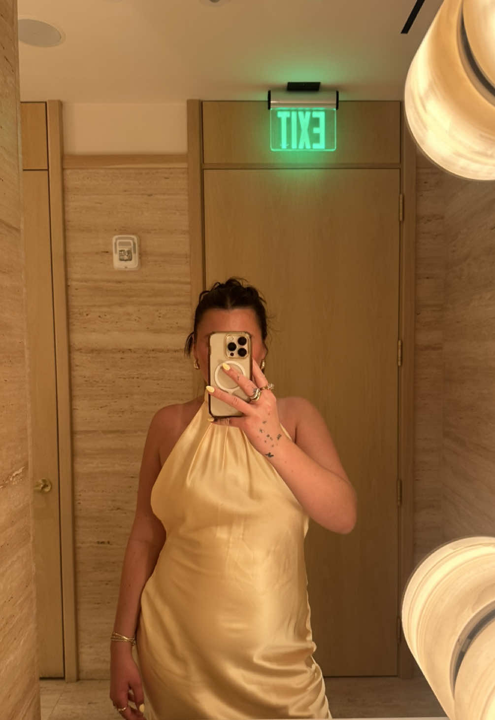 bury me in this pls and thx ✨💛 
