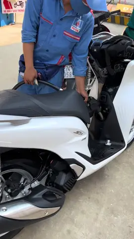 Sh2025 đi tiết kiệm xăng hả ae :)) #xh #sh160i #sh125 #viral #capcut #sh 