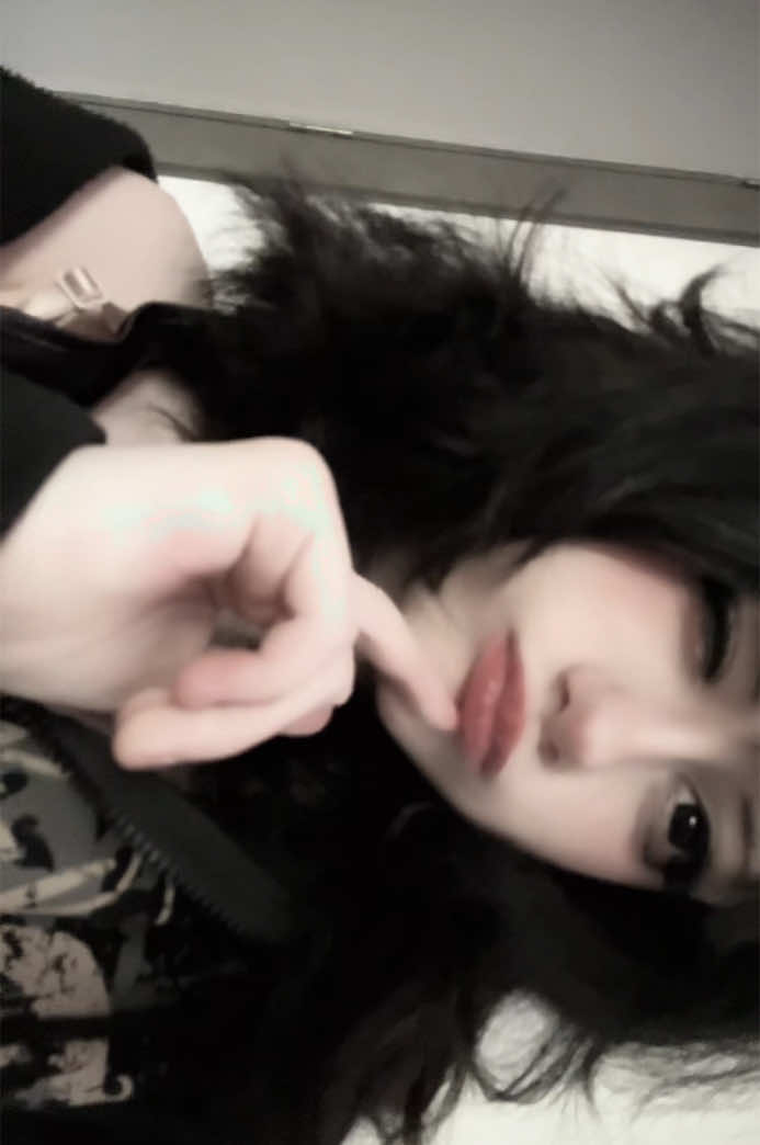 my gf picked the vudeo I laub you ryosa #makeup #alt #fyp #ilovemygf #wlw 