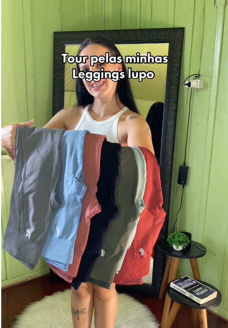 Vocês pediram e aqui está o tour pelas minhas legging lupo lá do @Mercado Livre Moda  Cole este id no buscador do mercado livre  Cor ceramica  Id : HOMEDA-ANNH Cor verde flash  HOMEDA-1P26 Cor verde militar  HOMEDA-R2LC Cor telha  Id : HOMEDA-1P26 Cor azul claro Id : HOMEDA-ESR0 Cor grafite  Id : HOMEDA-1P26 Cor preta  Id : HOMEDA-1P26 • • • #comprinhas #leggins #lupo #omelhordabeleza #temmodanomercadolivre