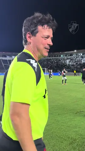🗣️✌️✌️💢 APENAS DIGA, PROFESSOR! 💢 #vasco #fernandodiniz #diniz #vitóriavascão #futebol
