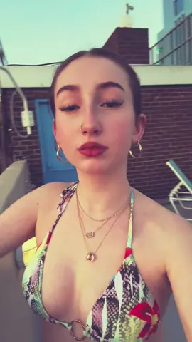 #wlw #foryoupage #fypシ #fyp #Summer #pool 